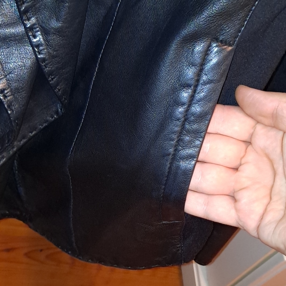 Emporio Armani leather jacket - Picture 4 of 5